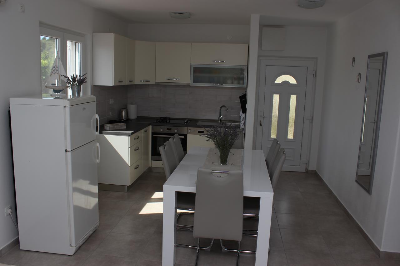 טרוגיר Apartmani Anna מראה חיצוני תמונה